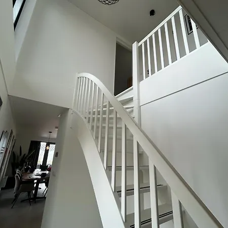 Enkhuizer Beachhouse Strandgut Mit Zaun Nr 400 بيت للعطل *