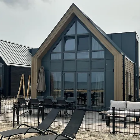 Enkhuizer Beachhouse Strandgut Mit Zaun Nr 400 別荘 エンクホイゼン